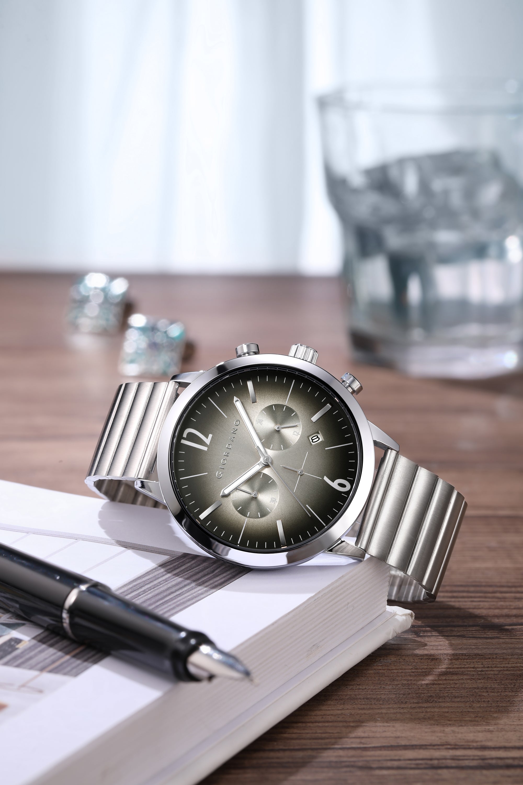 Giordano Analog Chronograph Watch for Men - Stainless Steel Case & strap| Modern Casual & Formal Wristwatch with Date | GZ-50153-22